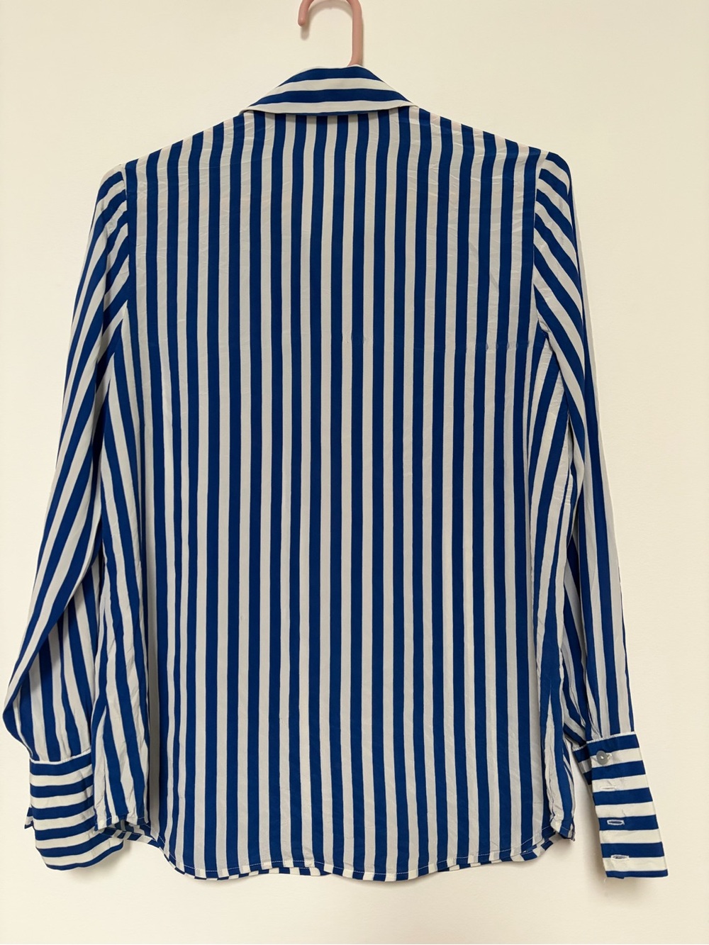 24H SALE - L'AGENCE Silk Blue and White Vertical Stripe Button-Down Shirt Small - Picture 4 of 10